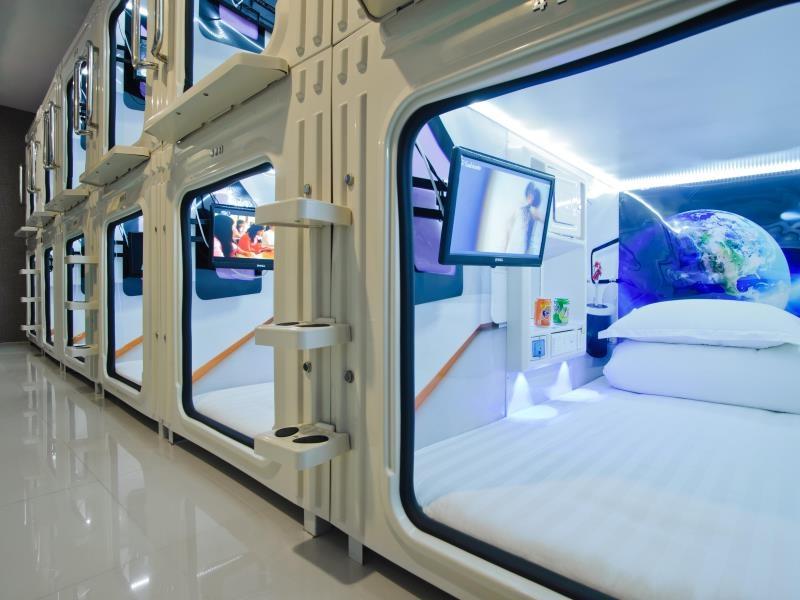 Khách sạn con nhộng (Capsule Hotel) Hong Kong Kaiteki Hotel ở Sài Gòn