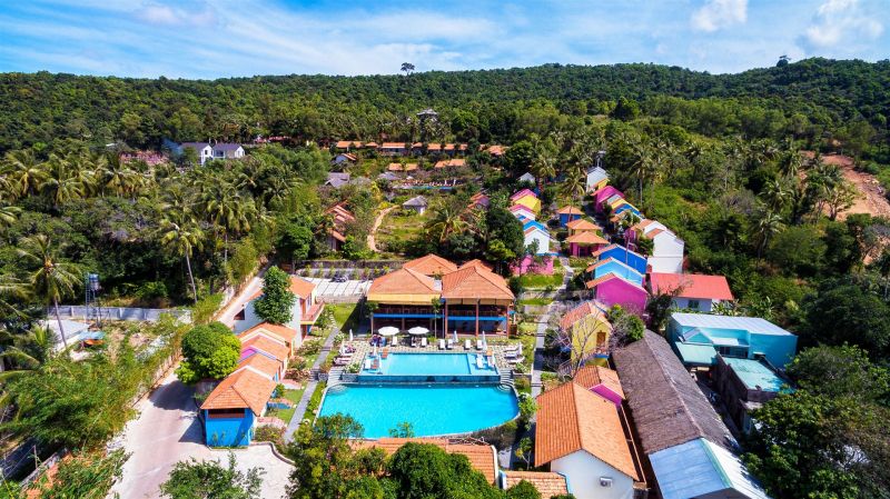 Khách sạn Daisy Village Resort & Spa