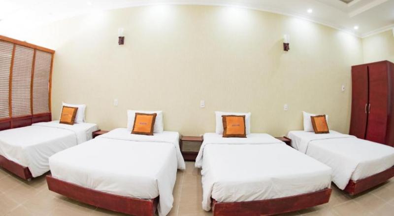 Khách sạn Hồ Mây (Ho May resort)