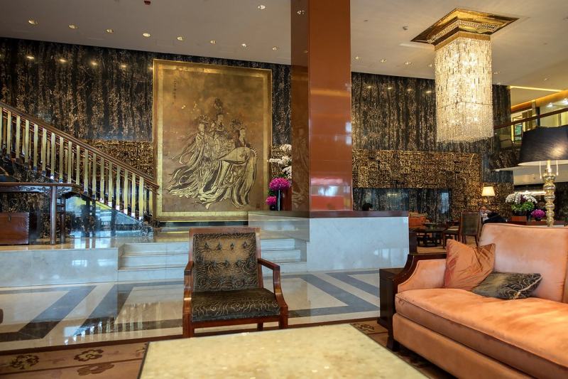 Khách sạn Mandarin Oriental