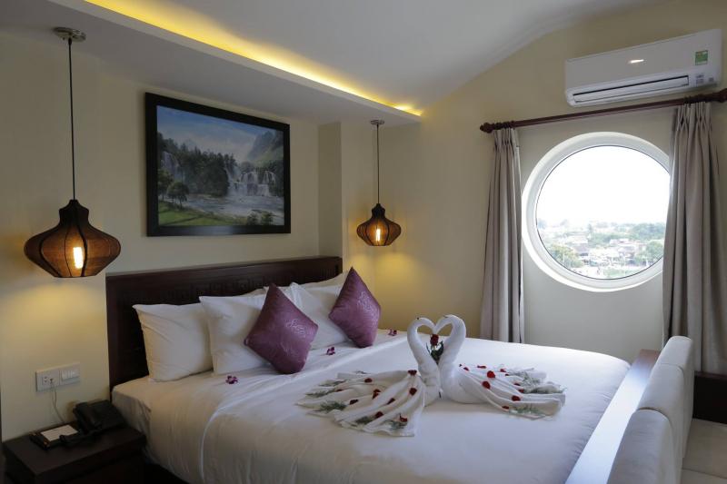 Khách sạn River Suites Hội An