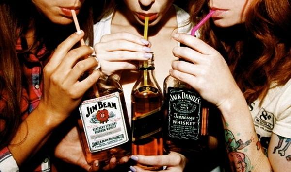 Quan hệ khi say rượu là một tai hại, hiểm họa với sức khỏe