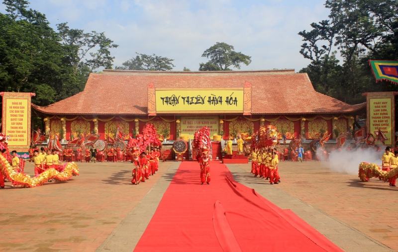 Lễ hội Lam Kinh diễn ra vào tháng 8 âm lịch hàng năm!