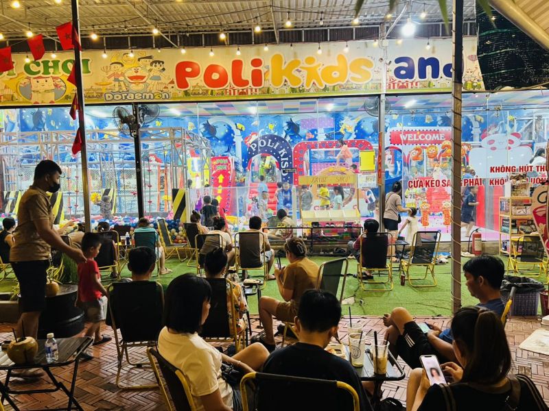 Khu vui chơi Poli Kids and Coffee