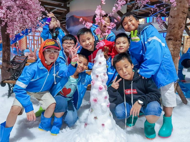 Khu vui chơi tuyết Snow Town Sài Gòn