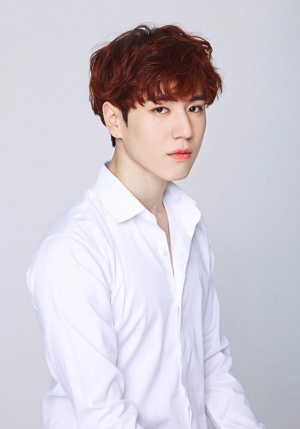 Yugyeom (GOT7) luôn chọn cho mình tóc tỉa layer