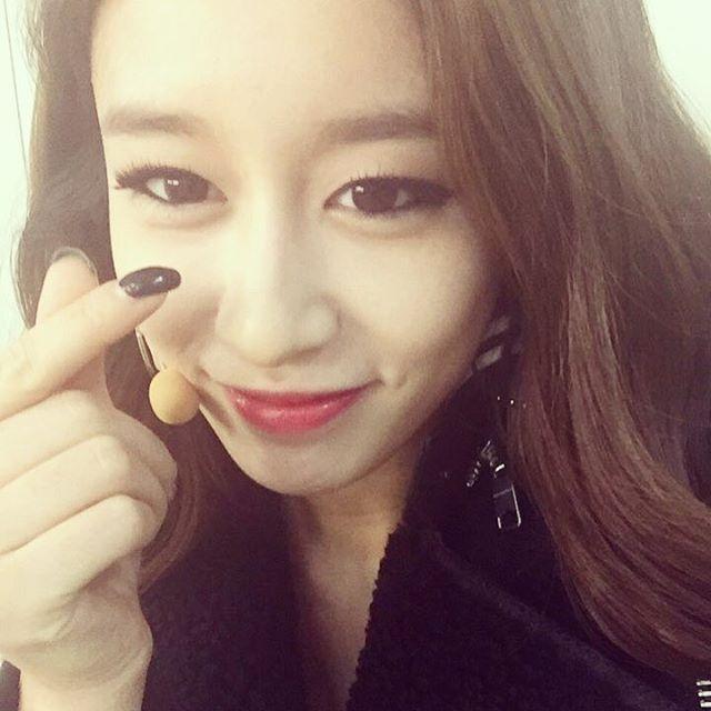 Park Jiyeon ( T-ara )