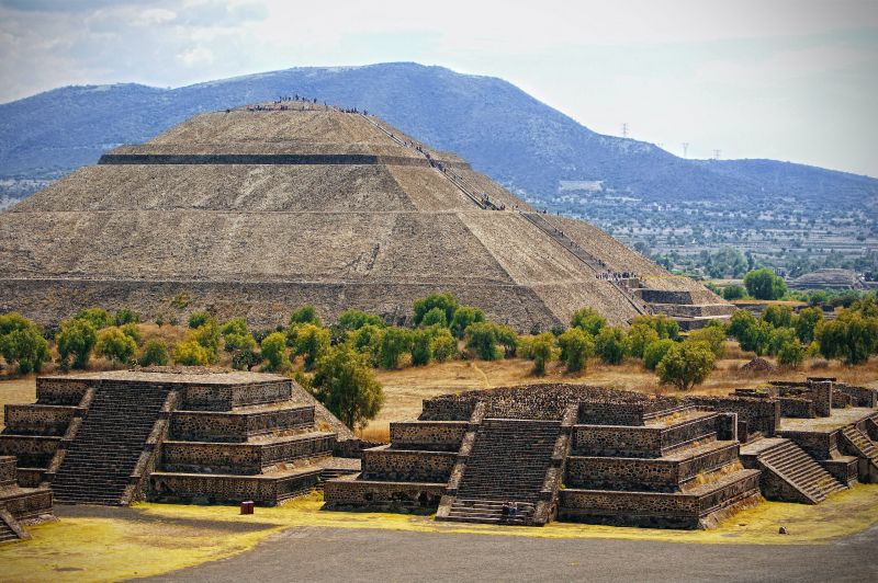 Kim tự tháp Mặt Trời ở Teotihuacan, Mexico