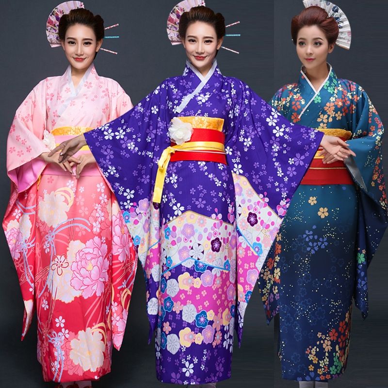 Kimono truyền thống dành cho phụ nữ