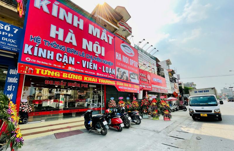 Với nhiều năm kinh nghiệm, Cửa hàng  kính mắt Hà Nội tại Hưng Yên là địa chỉ tin cậy được nhiều người tìm đến