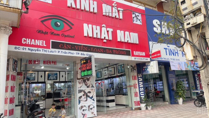 Kính mắt Nhật Nam