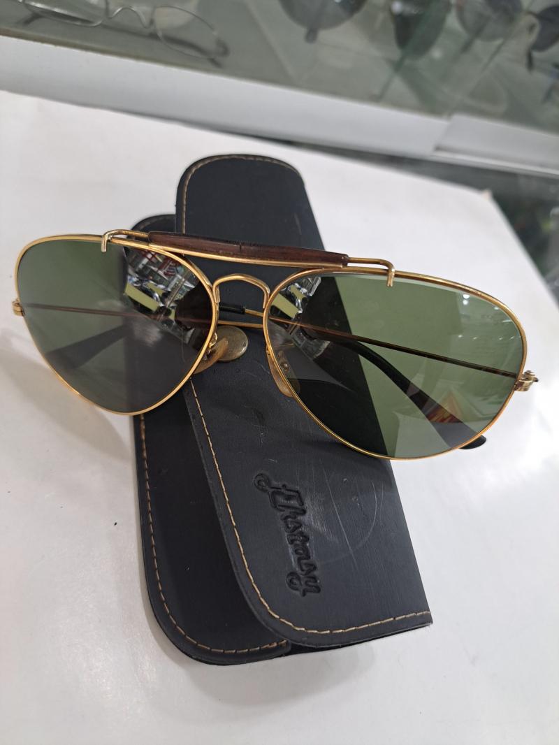 Kính mắt Tùng Ngọc