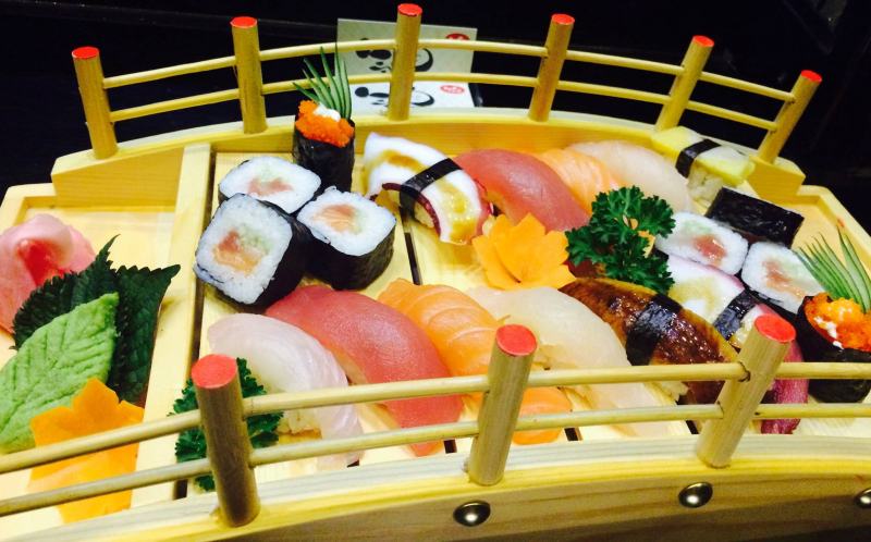 Set Sushi cỡ thường
