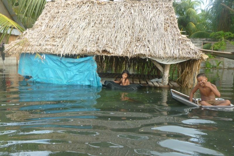 Nguồn nước sạch ít ỏi cũng là một trong những vấn đề đáng quan ngại