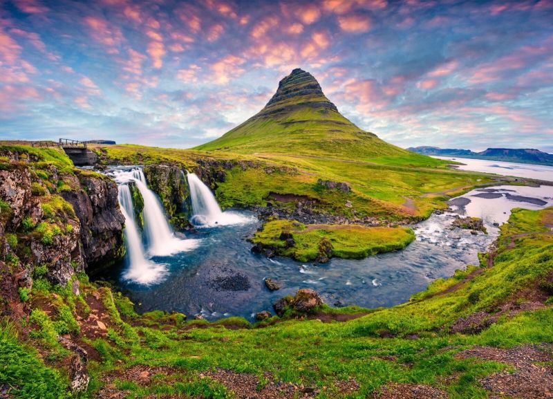 Kirkjufell (Iceland)