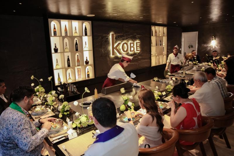 Kobe Teppanyaki - Tú Xương