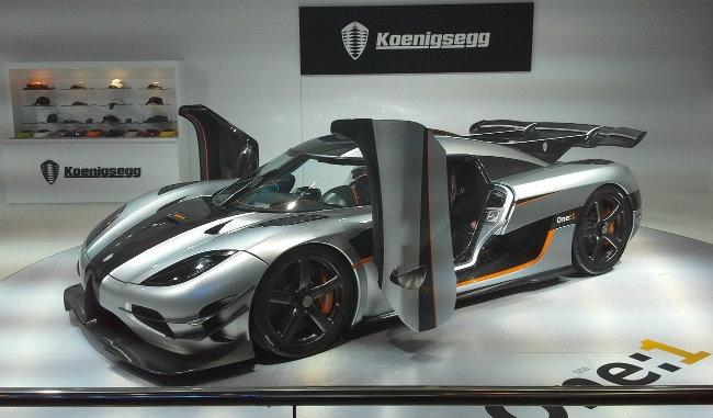 Koenigsegg One:1 sở hữu động cơ mạnh mẽ