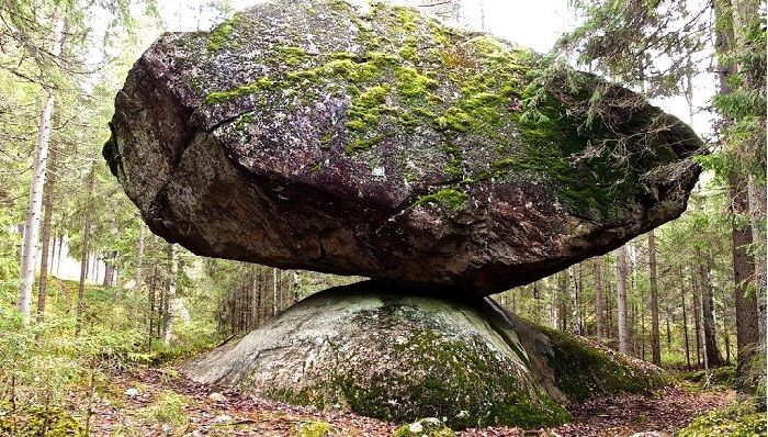 Kummakivi Rock, Phần Lan