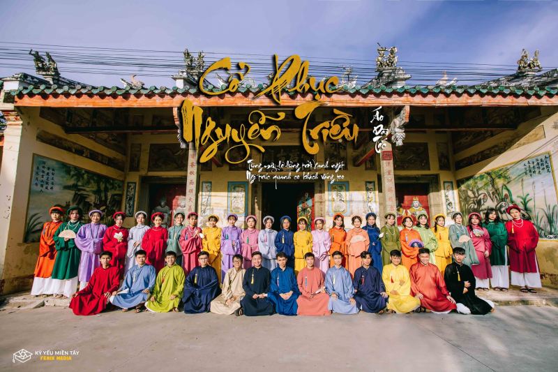 Kỷ yếu Miền Tây