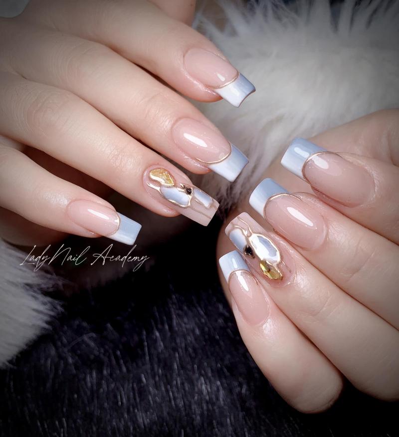 Lady Nail