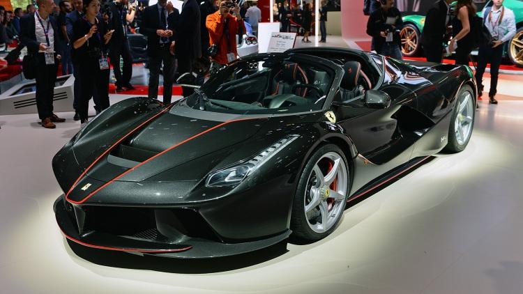 Buổi ra mắt xe LaFerrari Aperta