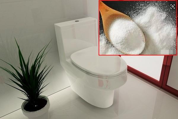 Làm sạch toilet hiệu quả bằng baking soda và giấm ăn