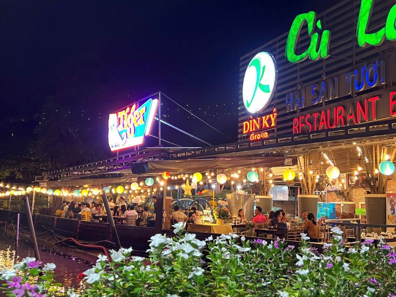 Làng Ẩm Thực Cù Lao Xanh