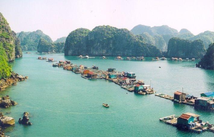 Cua Van fishing village