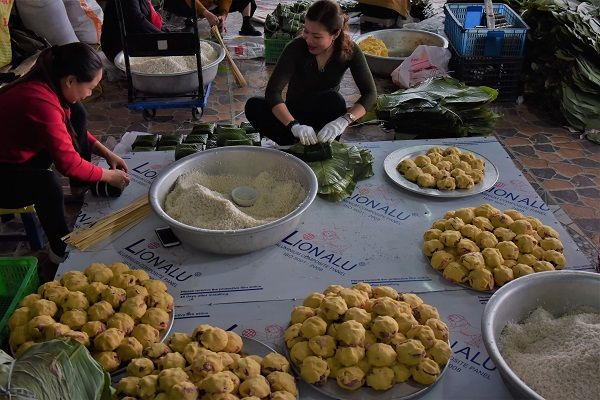 Làng nghề bánh chưng Tranh Khúc