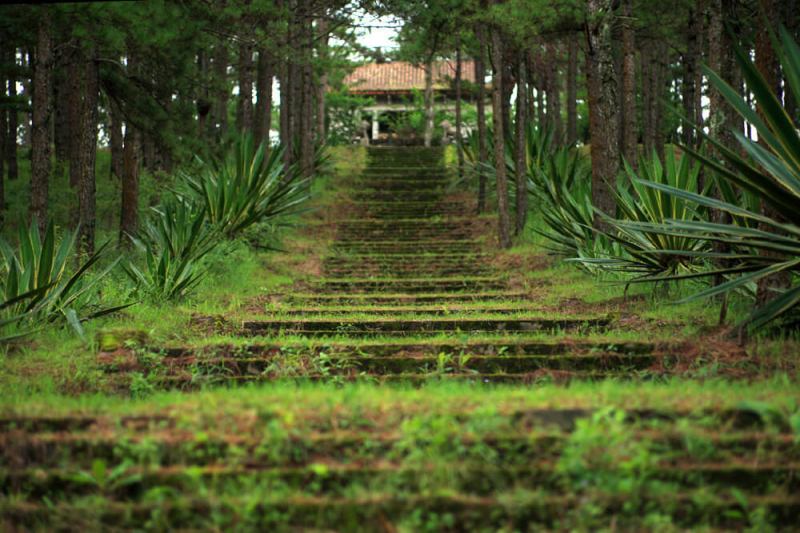 Lăng Nguyễn Hữu Hào