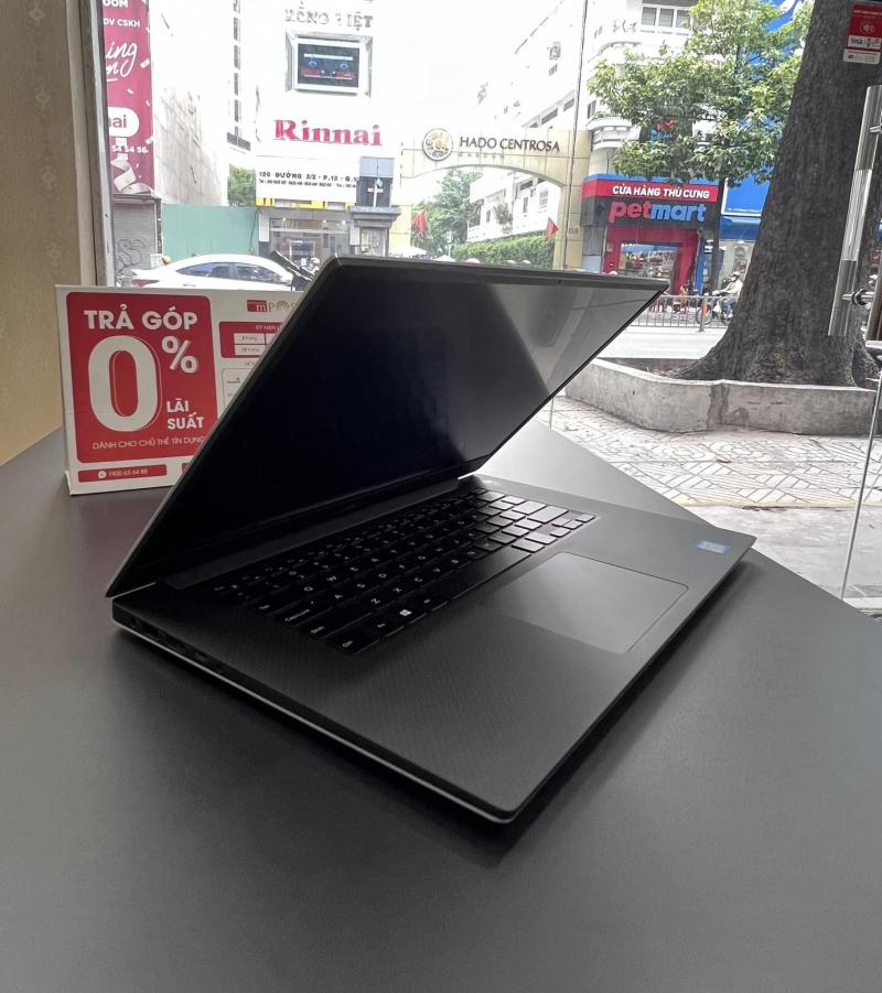 Laptop Quốc Thắng