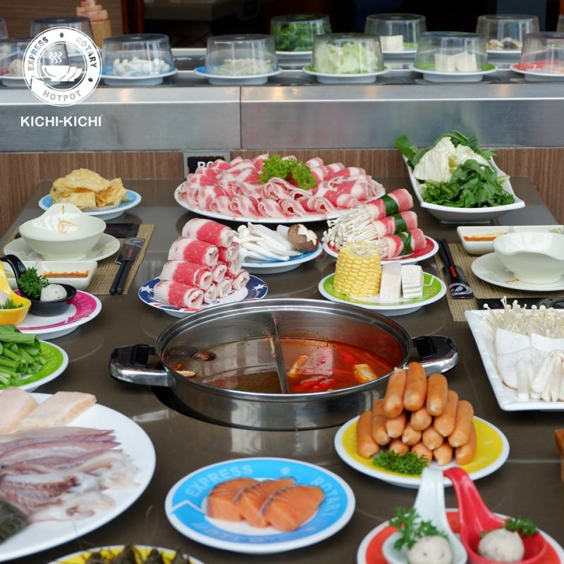 Buffet ngon, hấp dẫn tại nhà hàng