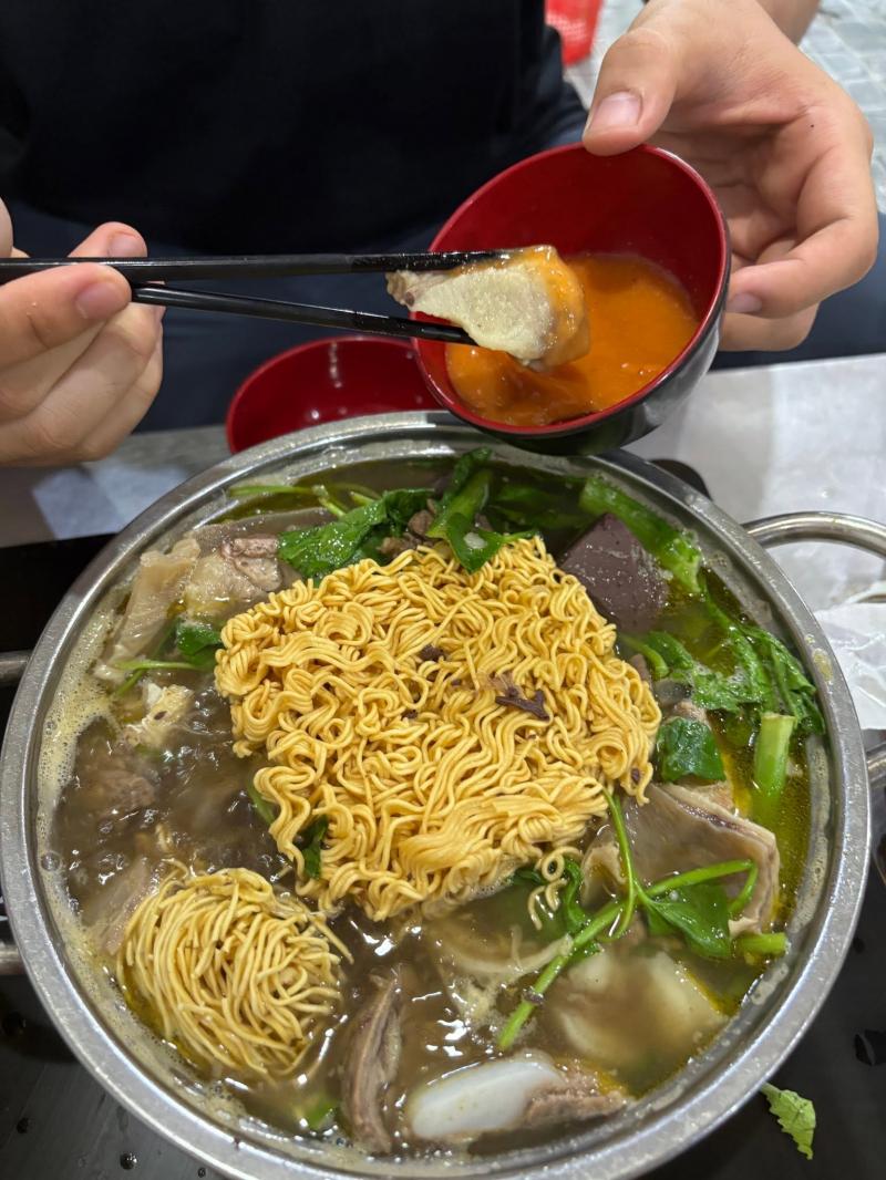 Lẩu bò Bà Triệu Nha Trang