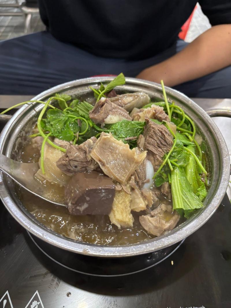 Lẩu bò Bà Triệu Nha Trang