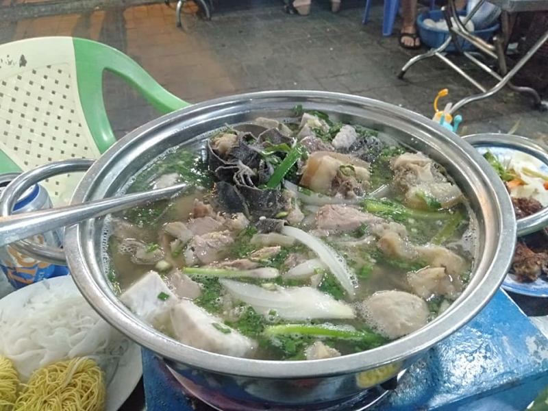 Lẩu Bò Bê Thui Gia Truyền 123