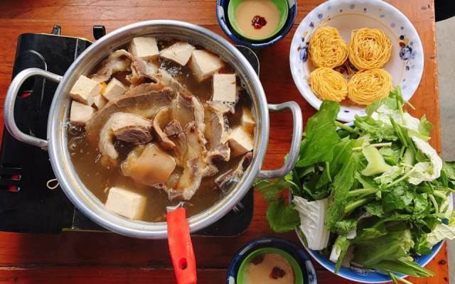 Top 11 Quán ăn ngon và chất lượng tại đường Cách Mạng Tháng 8, TP. HCM