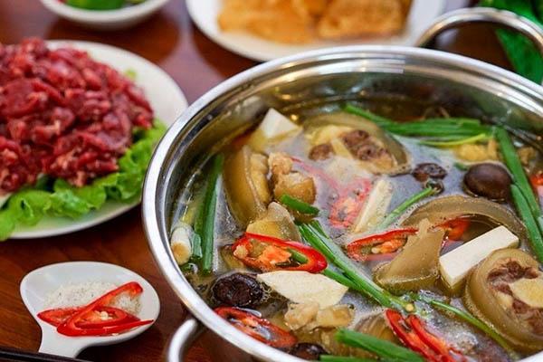 Lẩu bò Cô Thảo