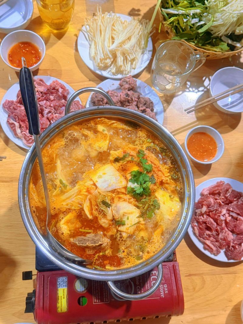 Top 3: Lẩu Bò Hoa Mạnh