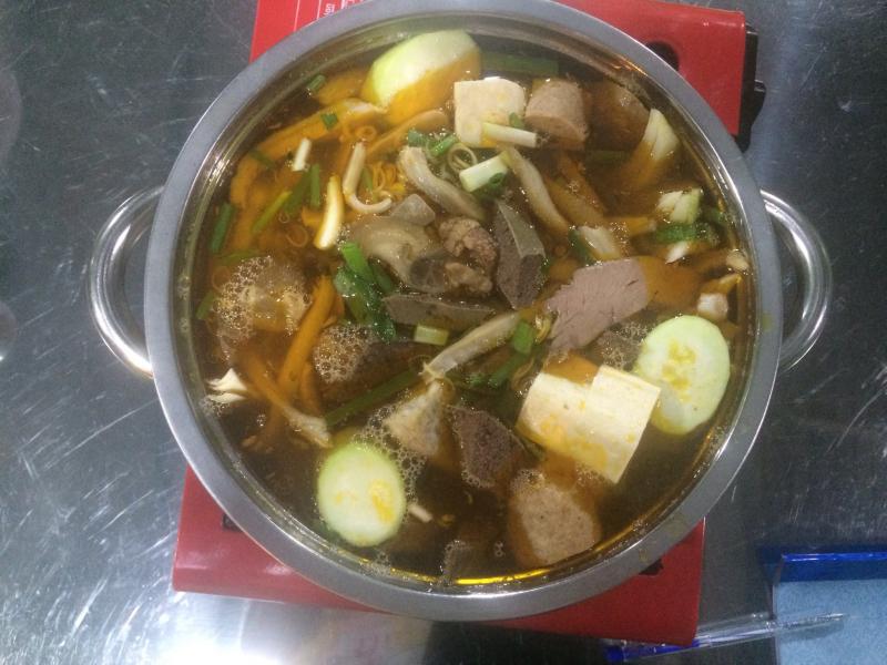 Lẩu Bò Tư Công Viên