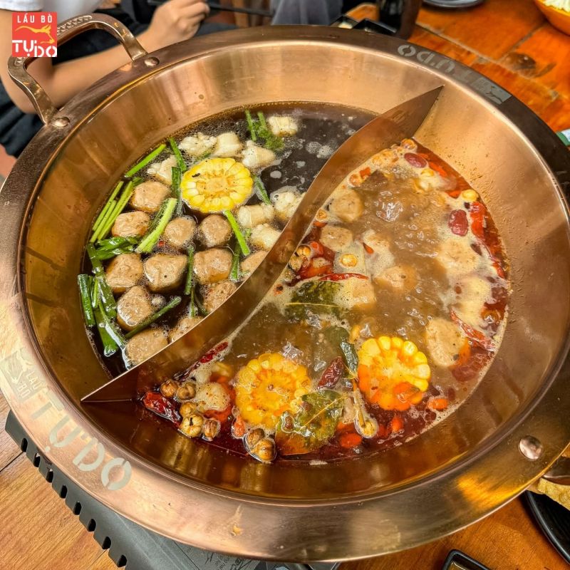 Lẩu Bò Tự Do - chi nhánh Khúc Thừa Dụ