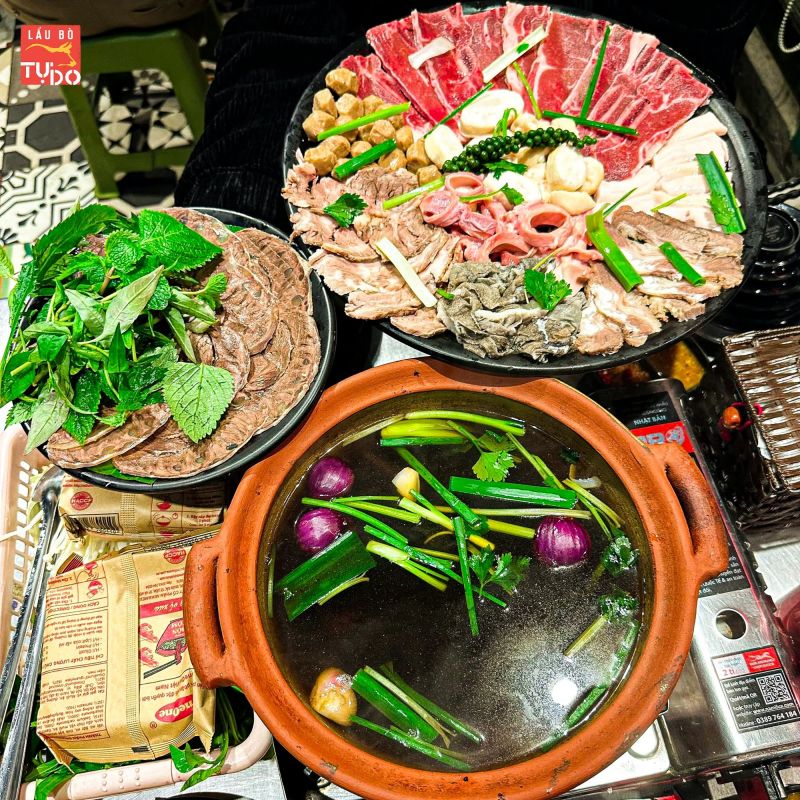 Lẩu Bò Tự Do - chi nhánh Khúc Thừa Dụ