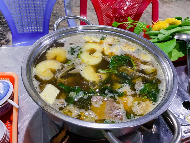 Lẩu Bò Út Hạnh