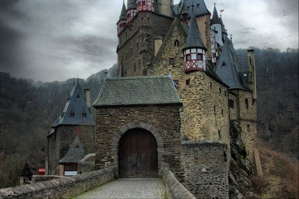 Lâu đài Burg Eltz, Đức