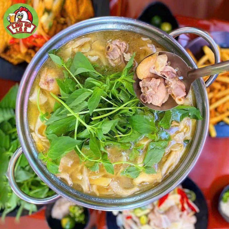 Lẩu Gà Lá É – 70 Quán Nam
