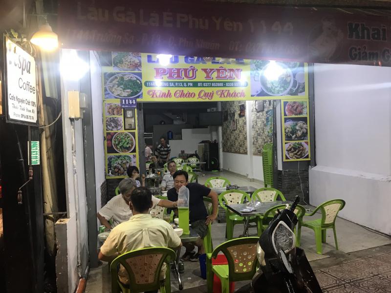 Lẩu Gà Lá É Phú Yên