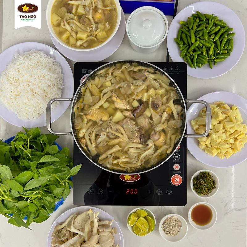 Lẩu Gà Lá É Tao Ngộ Chicken La-E