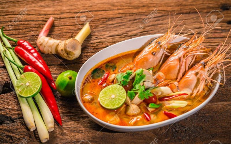 Lẩu hải sản Tomyum