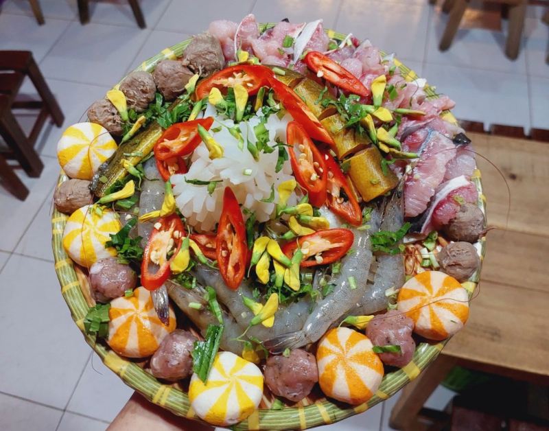 Lẩu Mắm Quê Mi