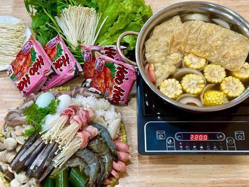 Có những loại hải sản nào được phục vụ tại nhà hàng buffet ở Thái Bình?
