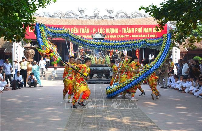 Lễ hội khai ấn đền Trần
